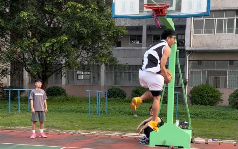 说是比赛的