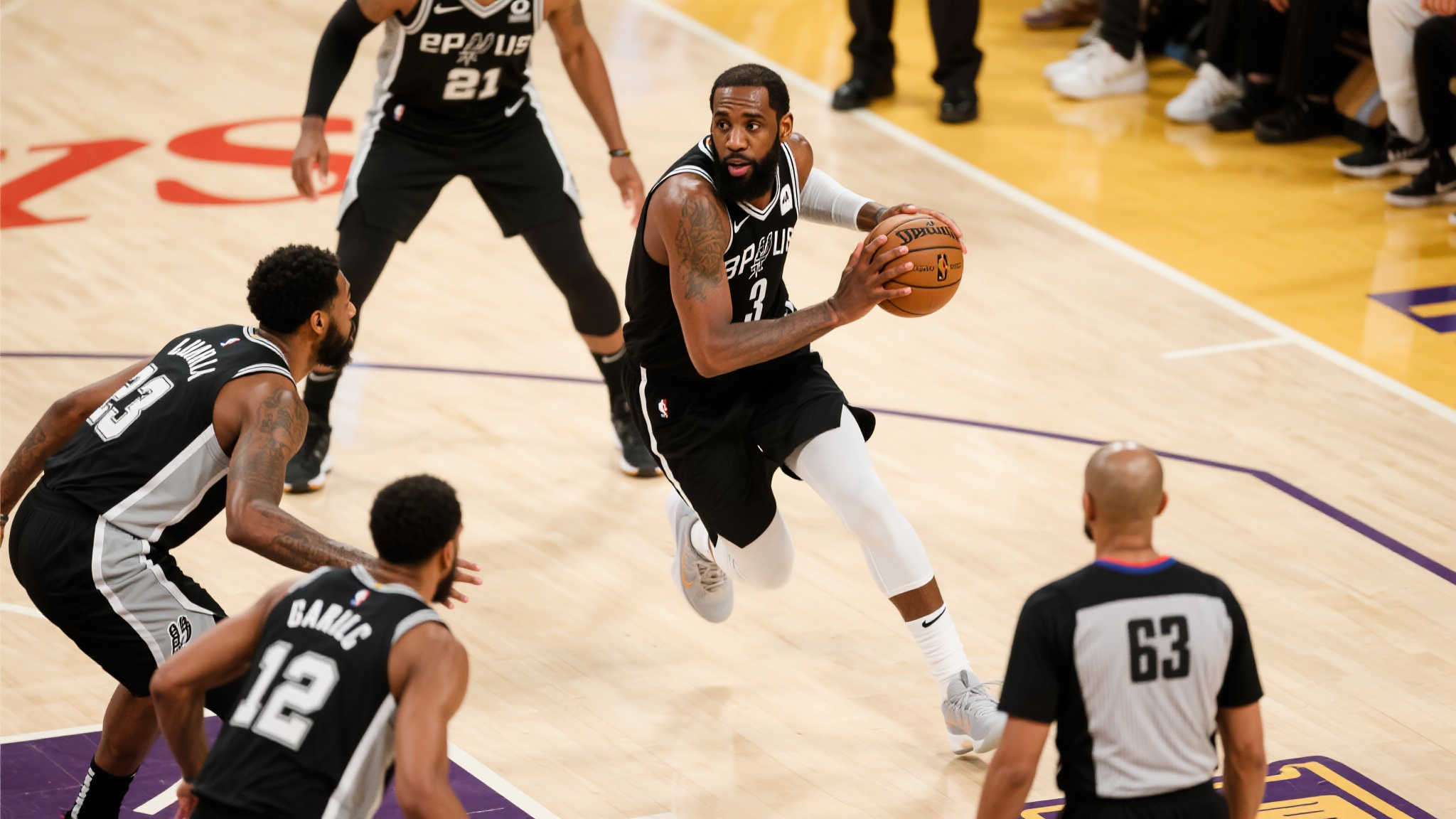 超赛场上 超赛场上